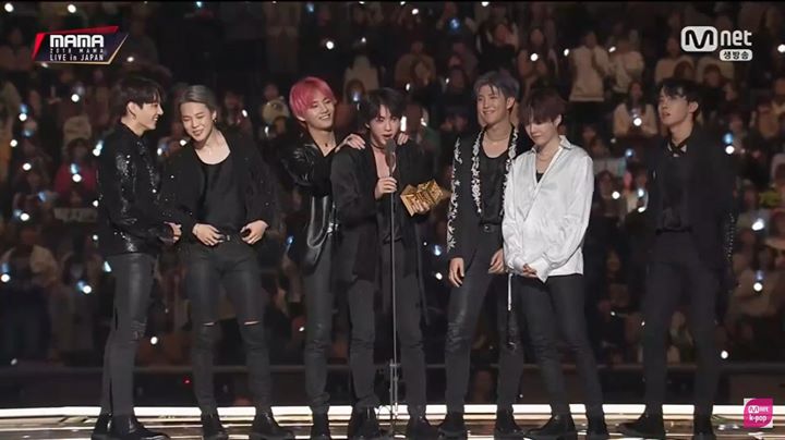 BTS thắng giải Daesang mới Worlwide Icon of the Year của #MAMA2018 trong đêm Fan’s Choice ở Nhật Bản