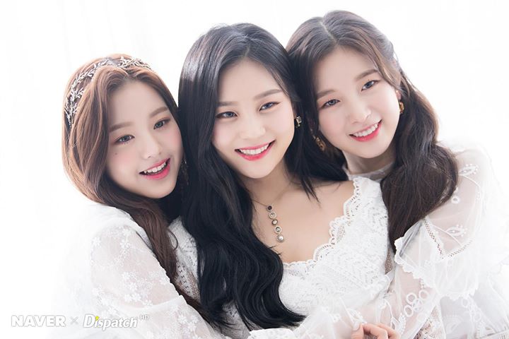 IZ*ONE Jang Wonyoung, GFRIEND Umji và Oh My Girl Arin chụp chung bộ ảnh Maknae Christmas Party