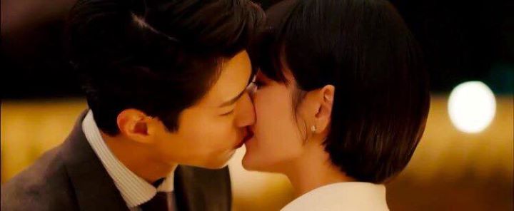 Cảnh kiss của cặp chị em Song Hye Kyo và Park Bo Gum trong drama tvN “Boyfriend” (Encounter) tối nay