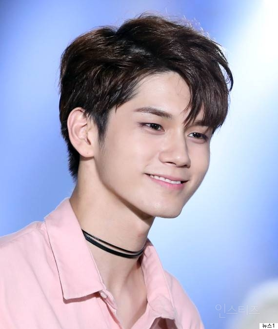 [Instiz] Bảng xếp hạng các idol nam do cộng đồng gay bình chọn (Thứ hạng mới năm 2018)