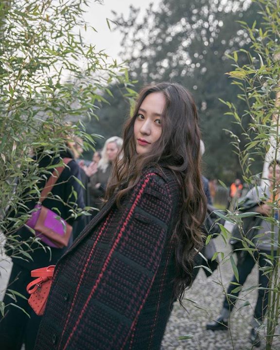 F(x) Krystal tại show diễn của Tod thuộc Tuần lễ thời trang Milan