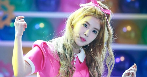 Đến cả mắc lỗi, nét đáng yêu của Irene (Red Velvet) cũng có thể "đốn tim" mọi người 