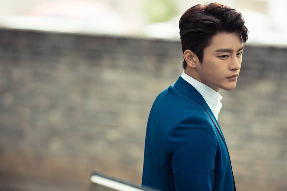 Seo In Guk phát hành ca khúc cuối cùng trước khi nhập ngũ