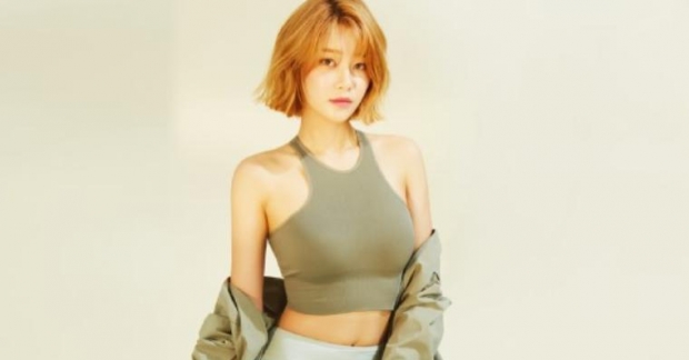 YuNa (AOA) tiết lộ bí quyết để có thân hình quyến rũ