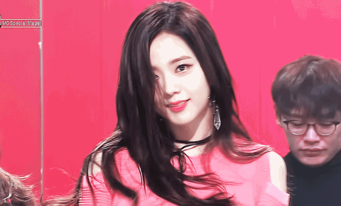 Pann: Hôm nay Black Pink Jisoo đúng là bùng nổ nhan sắc