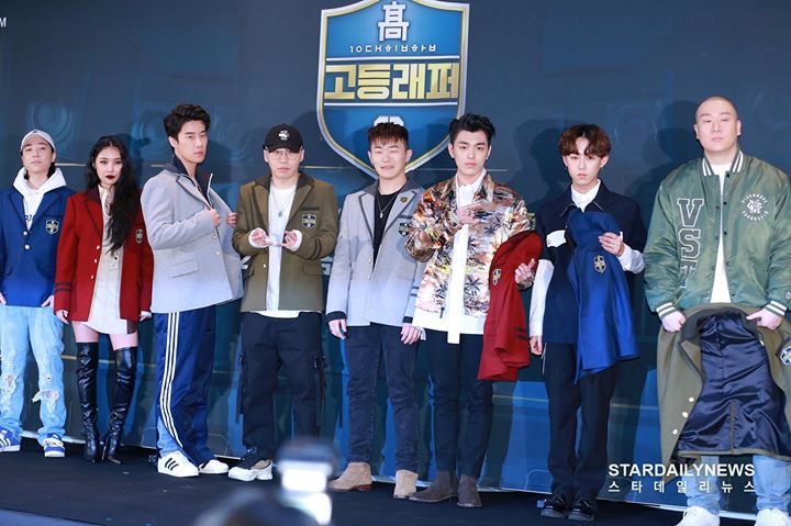 Họp báo Mnet “High School Rapper 2” gồm sự tham gia của dàn huấn luyện viên Cheetah & San E, Boi B & Hangzoo, Groovy Room, Deepflow và MC Nucksal. Show sẽ phát sóng tập đầu tiên lúc 9 giờ tối nay.