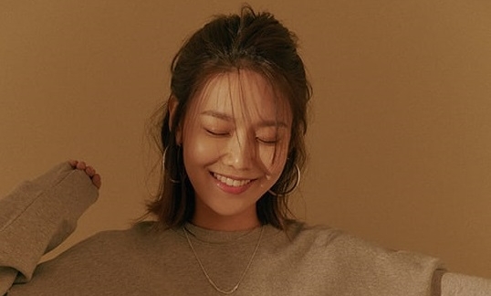 Sooyoung ra mắt mẫu quần áo do cô tự thiết kế