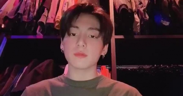 Jungkook (BTS) khiến các YouTuber, Streamer nơm nớp lo sợ... vì khả năng livestream đỉnh cao