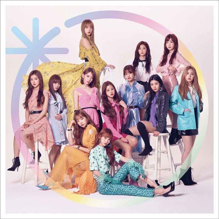 theqoo: IZ*ONE bán được 190k bản chỉ trong một ngày phát hành album Nhật