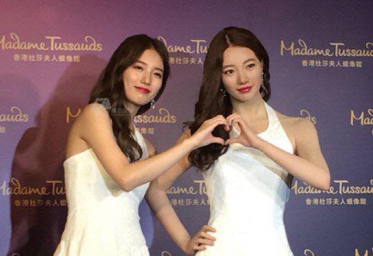 Cận cảnh tượng sáp của Suzy tại bảo tàng Madamme Tussauds Hồng Kông. Suzy là sao nữ đầu tiên của Hàn Quốc được dựng tượng tại bảo tàng này. 