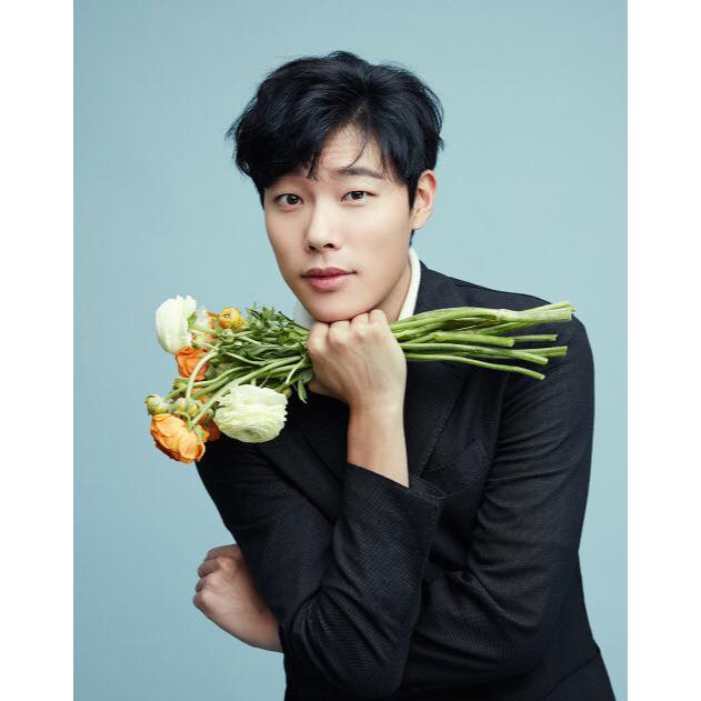 News: Ryu Jun Yeol được khen ngợi v&igrave; gi&uacute;p thay đổi luật ở H&agrave;n Quốc