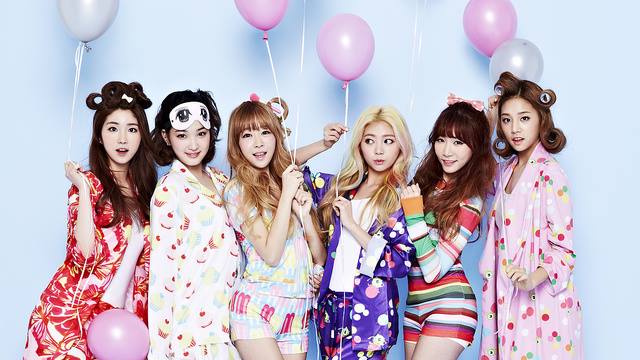 News: Tổng hợp các mối quan hệ của nhóm nhạc nữ LABOUM với các ngôi sao hot nhất Kpop!