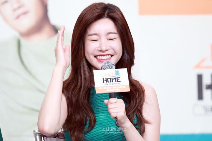 160421 Girl's Day Sojin tại họp báo ra mắt chương trình "Let Me Home" của đài tvN