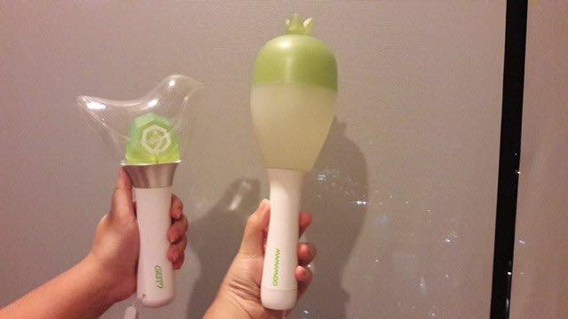 Instiz: Rộ tranh cãi việc lighstick của GOT7 đạo lighstick của MAMAMOO