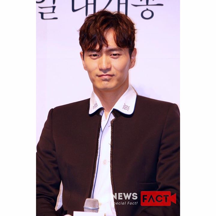 News: Lee Jin Wook đối mặt với lệnh cấm đi lại - Công ty quản lý giận dữ, đưa ra nghi vấn về hành vi của cô A.