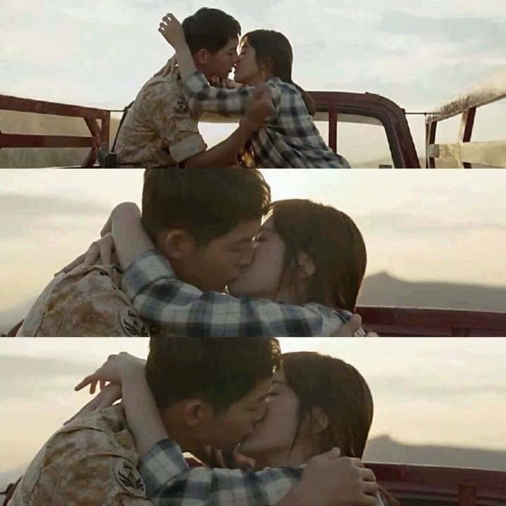 Bài báo: "Descendants of the Sun"  Rating phút cao nhất đạt 36.4% ở cảnh giương súng của Song Joong Ki 