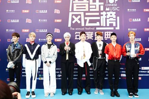 Bài báo: [Độc quyền] Nhóm nhạc idol với concept mới của SM, NCT U "Chúng tôi cũng sẽ cho ra mắt nhóm nhỏ ở Nhật Bản, Bắc Kinh, Thượng Hải" 