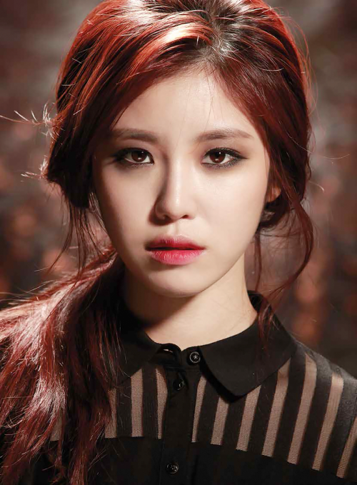 Instiz: Đẳng cấp của Jun Hyosung: biến Pick Me thành bài hát sexy  