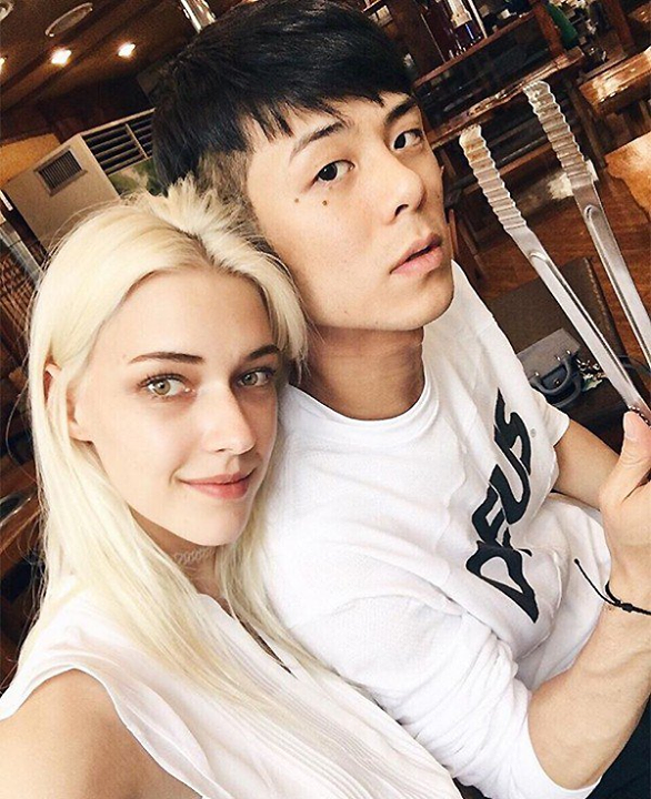 Bài báo: 'Luôn bên cạnh nhau' Buổi hẹn hò ngọt ngào của Beenzino ♥ Michova