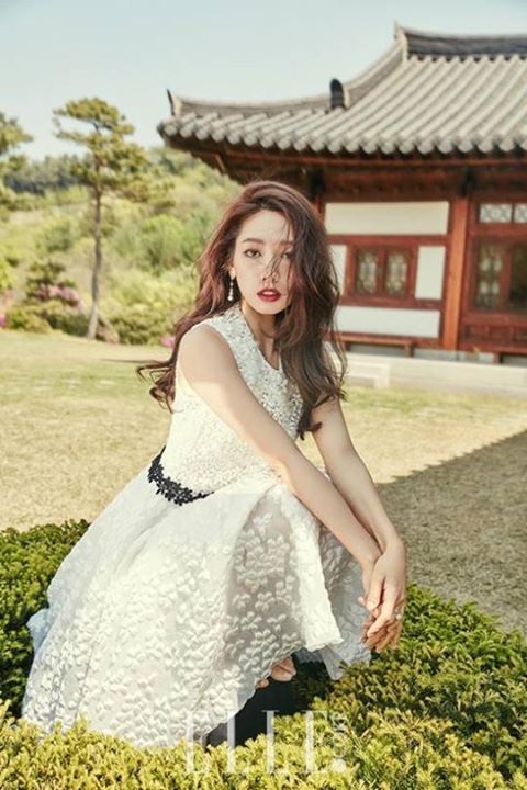 Xports News - Naver: Park Shin Hye "Tôi muốn diễn một vai đầy tự trọng trong Doctors" 