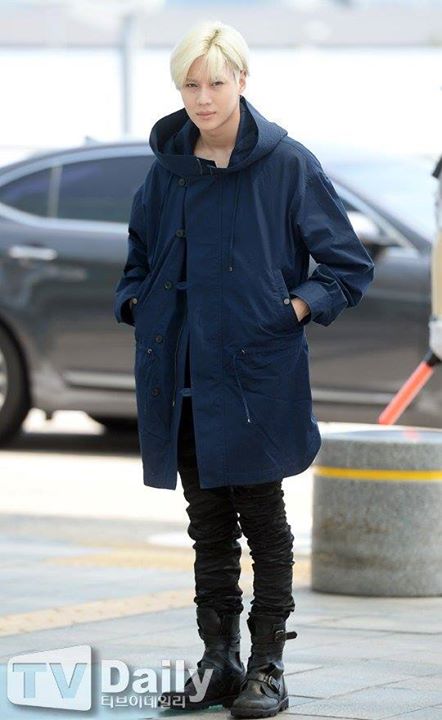 Bài báo: Taemin, 'quyền lực của trang phục tài trợ?' mặc áo gió giữa mùa hè