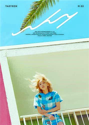 Bài báo: mini album Why của Taeyeon đạt mốc 100,000 bản đặt trước