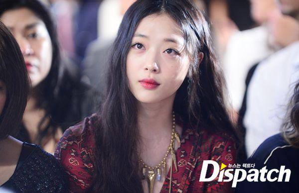 Pann: Nếu Sulli mà không dính mớ scandal, chị ấy hẳn phải đứng nhất nếu xét về ngoại hình nhỉ?