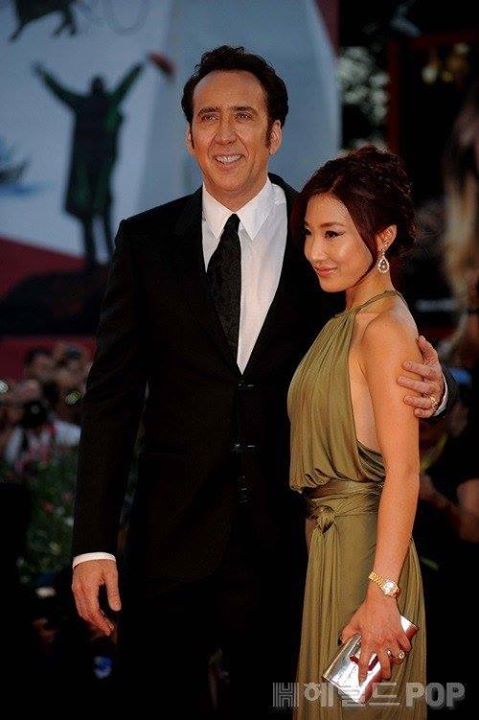 Bài báo: [Hollywood] Nicolas Cage, ly hôn vì vợ ngoại tình
