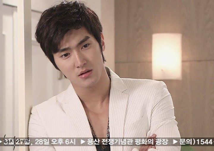 Today Humor: Diễn xuất tuyệt vời của Choi Siwon.gif