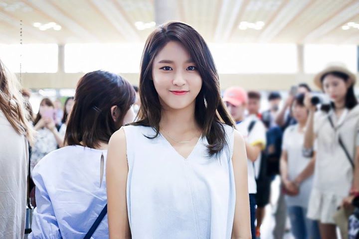 Pann: Seolhyun ở sân bay...