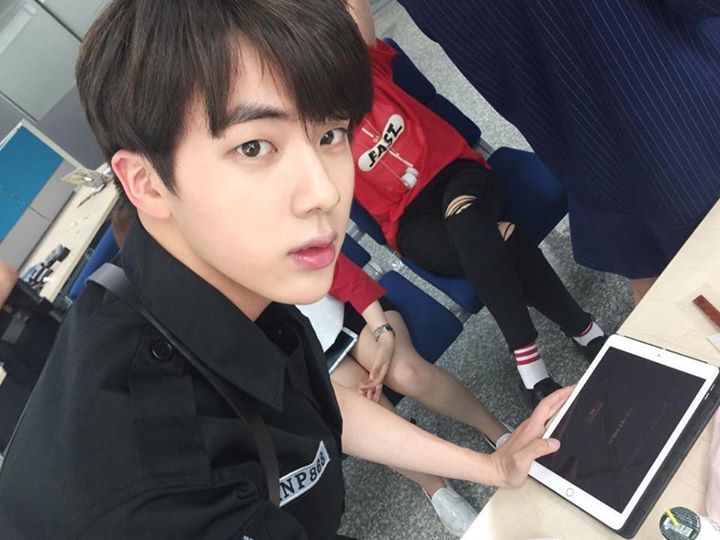 [Instiz] Câu chuyện đằng sau trending #Nghe_em_đi_Seokjin