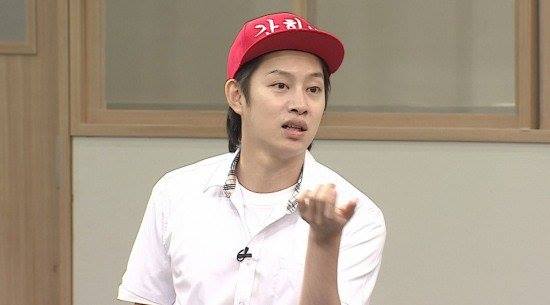 Bài báo: Kim Heechul, "Tôi lưu tên liên lạc của các nghệ sĩ nữ trong điện thoại mình bằng nickname thay vì tên thật"