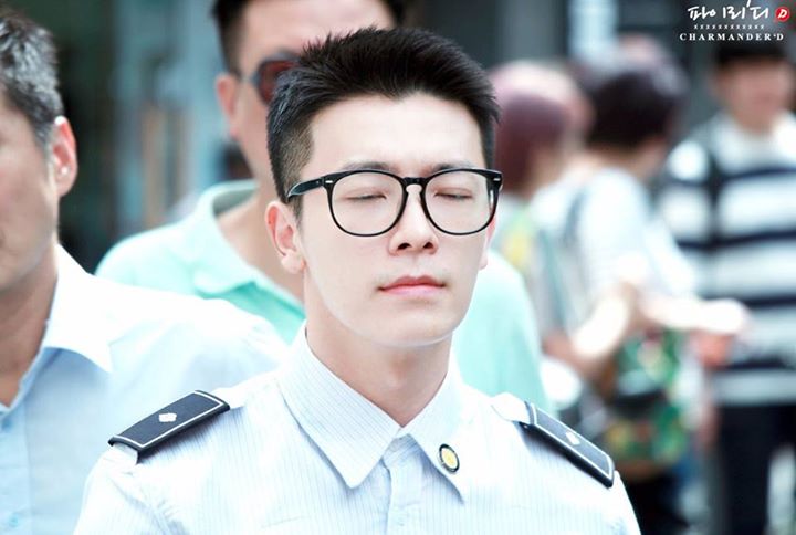 Bài báo: "Một năm nhập ngũ" SuJu Donghae, "Mỗi ngày đều rất thú vị, xin hãy đợi thêm một chút nữa" 