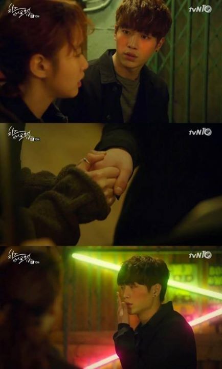 tv Report - Naver: Cheese in the Trap, Seo Kang Joon♥Kim Go Eun, "cặp đôi bạch tuyết" đang tiến lại gần nhau hơn