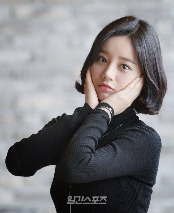 Bài báo: [Độc quyền] Hyeri đang thảo luận để nhận vai chính trong 'Entertainer'