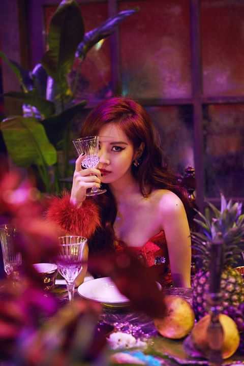 SNSD Seohyun tung thêm ảnh teaser cho màn solo debut. Ca khúc chủ đề "Don't Say No" mang giai điệu R&B Pop Dance. Seohyun tham gia viết lời cho 6/7 bài trong album. 