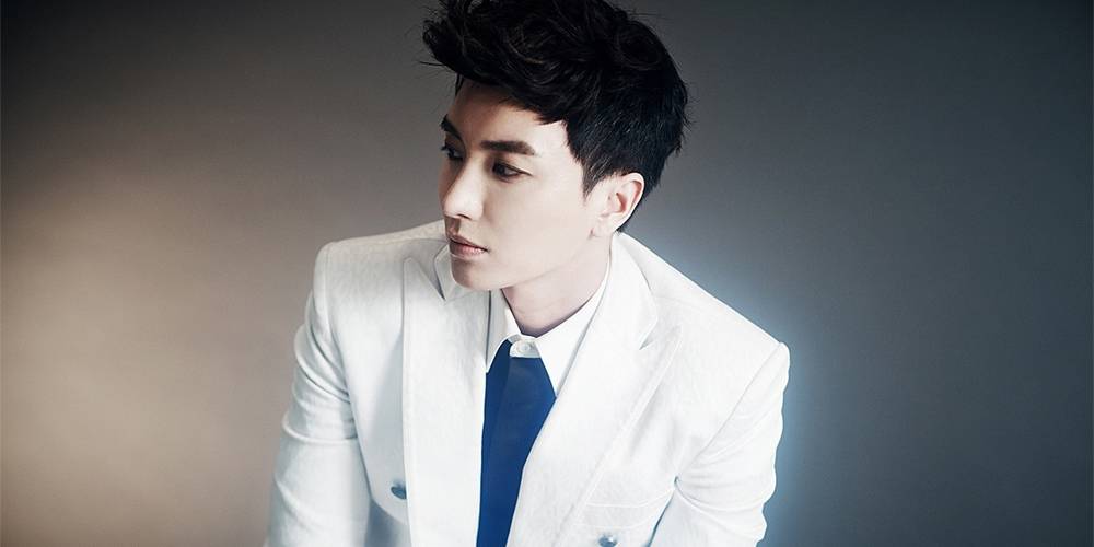 Leeteuk chia sẻ về những khó khăn của gia đình mà anh đã trải qua trong "Talk to You '