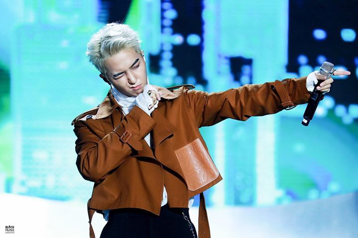 Nghệ sĩ tiếp theo của YG chuẩn bị comeback là WINNER Song Mino. Yang Hyun Suk đã tự mình thông báo trên Instagram về một solo album