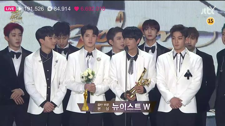 NU&rsquo;EST W thắng Disc Bonsang tại Golden Disc Awards lần thứ 32