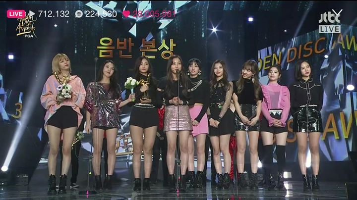 TWICE thắng Disc Bonsang tại Golden Disc Awards lần thứ 32