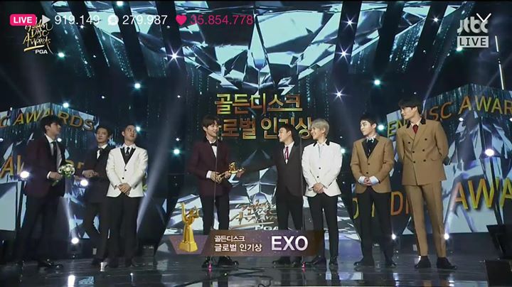 EXO thắng giải Global Popularity Award tại Golden Disc Awards lần thứ 32