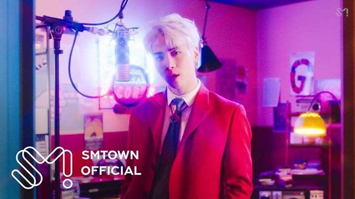 SHINee Jonghyun mãi mãi tỏa sáng trong MV “SHININ’” ✨https://youtu.be/J41qe-TM1DY