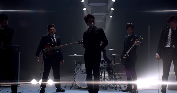 Chưa dậy th&igrave; đ&atilde; debut, ban nhạc trai đẹp Kpop h&aacute;t giọng cao như nữ trong MV mới