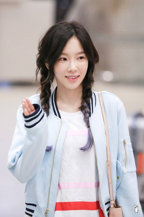 Instiz: Taeyeon trở về Hàn Quốc sau một giấc ngủ ngon