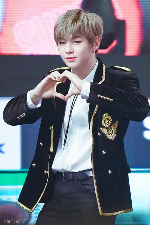 Pann: Tình bạn của Kang Daniel với EXO, Seventeen và WINNER