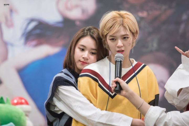 Instiz: Sasaeng fan đã theo về tận ký túc xá của Twice Jungyeon  