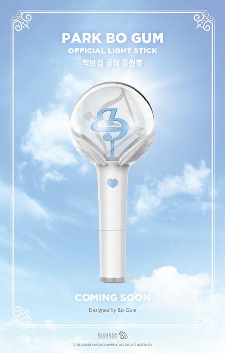 Park Bo Gum công bố lightstick do tự mình lên ý tưởng thiết kế để chuẩn bị cho tour fanmeeting Châu Á. Bogum là diễn viên đầu tiên có lightstick riêng.