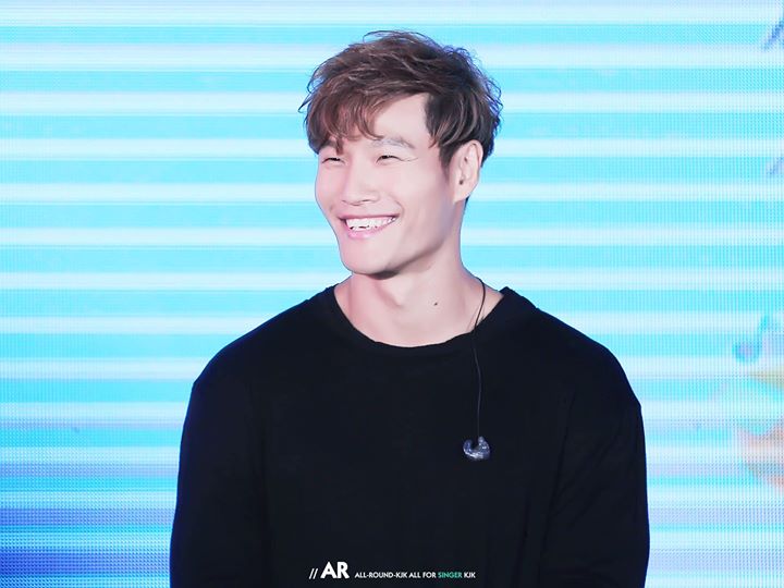 Kim Jong Kook tâm sự trên Running Man rằng mục tiêu của mình là hẹn hò năm 2019 & cưới vợ năm 2020