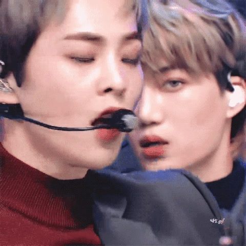 Pann: Kai với Xiumin như nào đấy? 