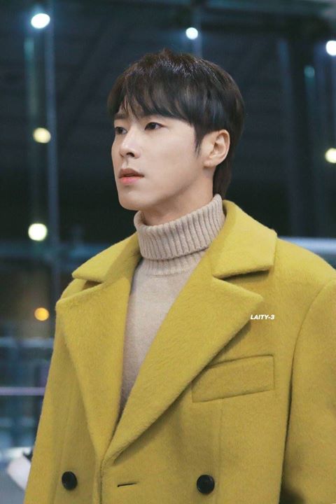 Instiz: U-know Yunho trở thành trưởng fanclub ở concert của NCT 127